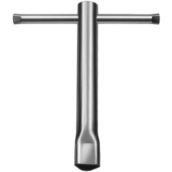 Triangular socket spanner