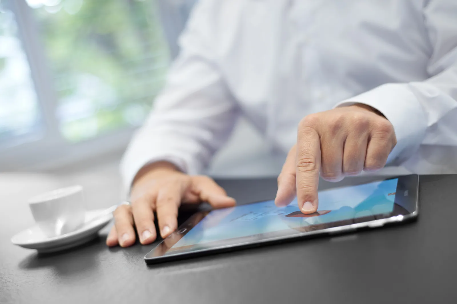 Mit einem Fingertipp verbunden bleiben &ndash; digitale Anmeldung zum AMF-Newsletter