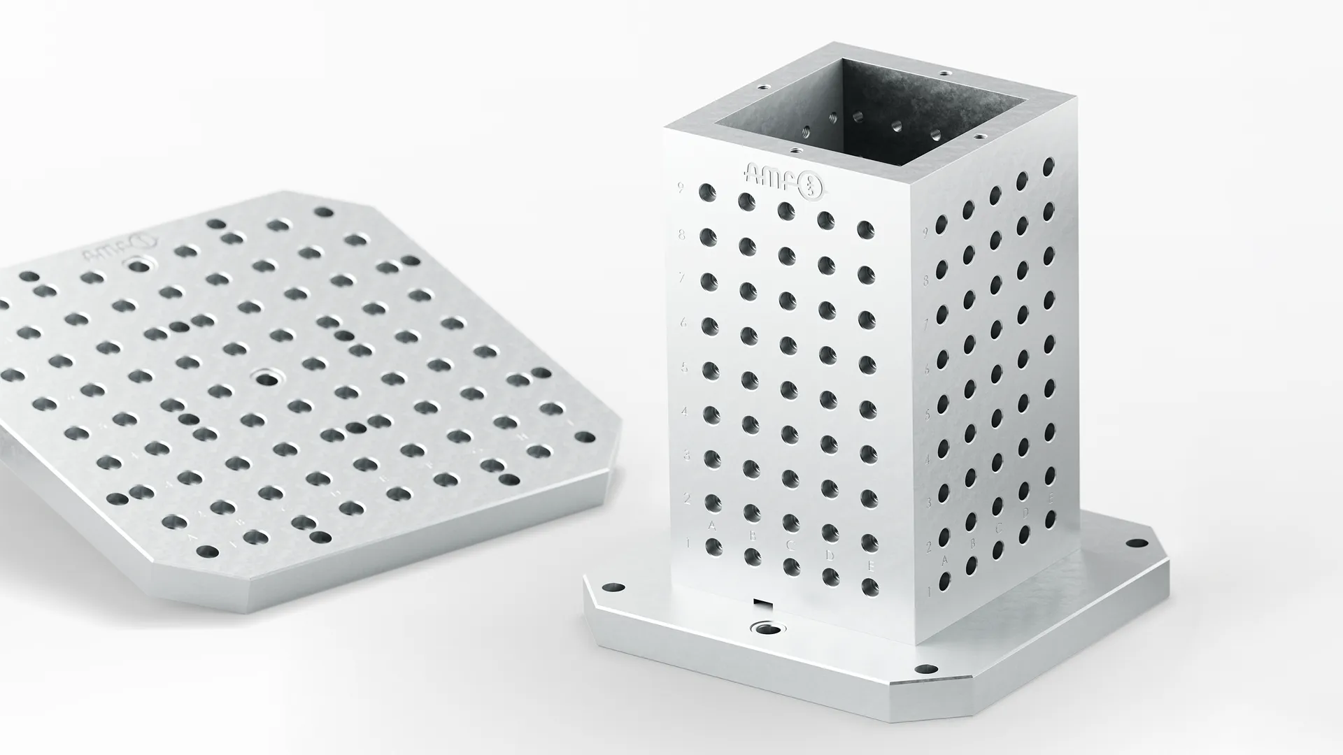 Technique de serrage pour la construction de dispositifs avec plateau de bridage à grille et montages standard